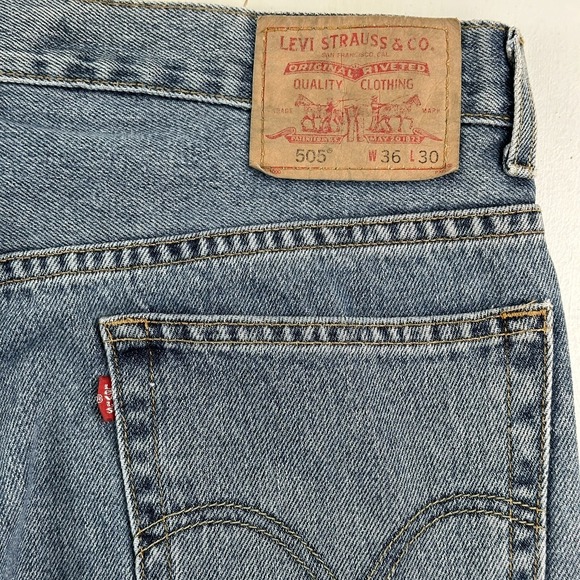 EUC LEVI'S 505 Blue Jeans Men 36x30 Light Wash Cotton Denim Zip Fly Straight Y2K - Picture 10 of 11